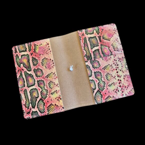 Pink Genuine Leather "Snake" Cover A6 - Picture 2 of 2